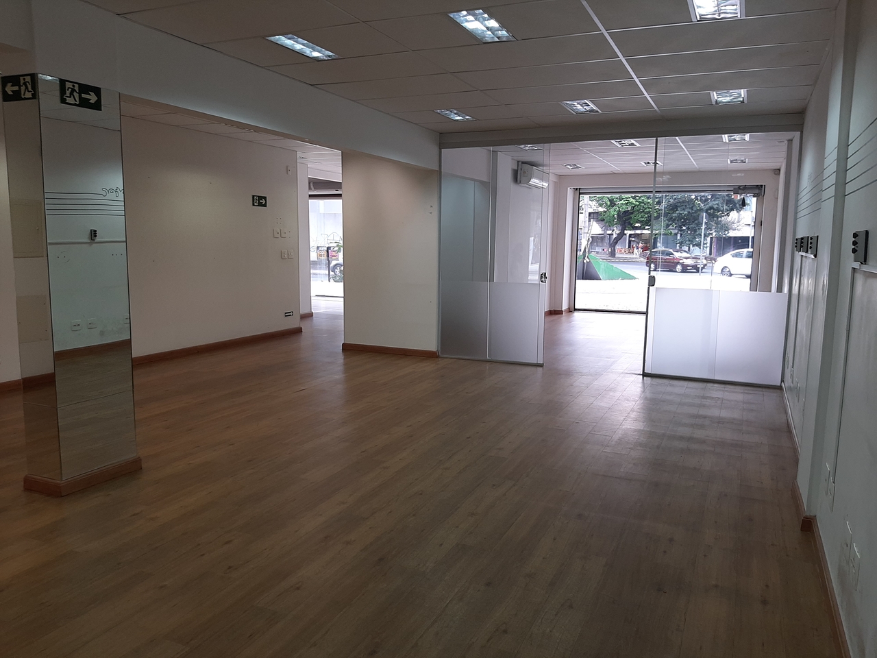 Loja de 540m2, na Savassi 15