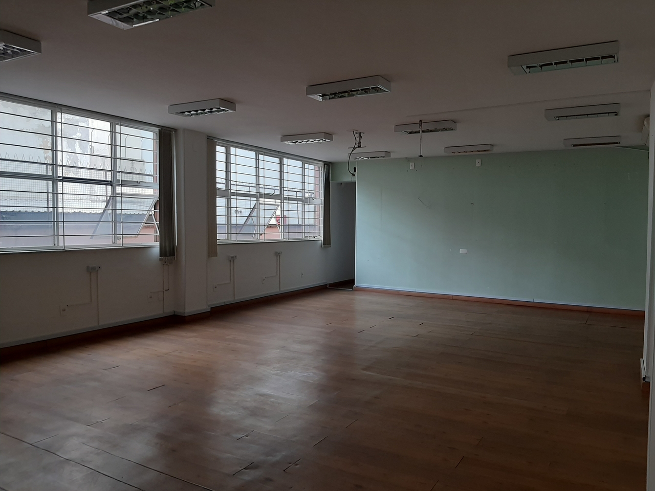 Loja de 540m2, na Savassi 4